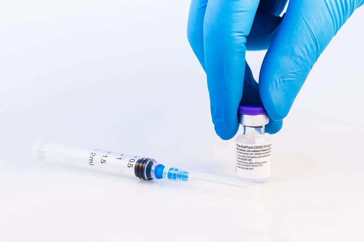 Extensive injury following Pfizer vaccine: Watch Dr Feinstein interview Dr Amar